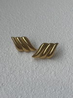 Vintage Three-Post Stud - Image 4