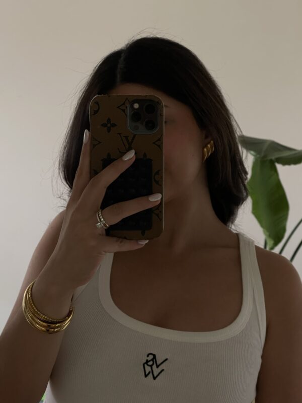 Vintage Three-Post Stud - Image 2
